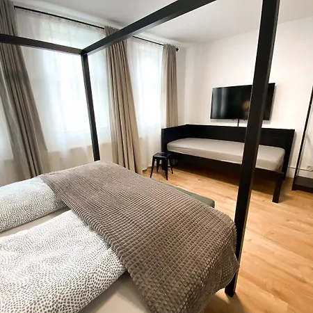 Apartament Weinquartier Weingarten Loft 70 Qm 2 Sz Altstadt Balkon Himmelbett Kueche Parkplatz Naumburg (Saale)