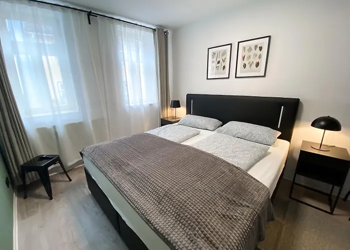 Apartman Weinquartier Weingarten Loft 70 Qm 2 Sz Altstadt Balkon Himmelbett Kueche Parkplatz *