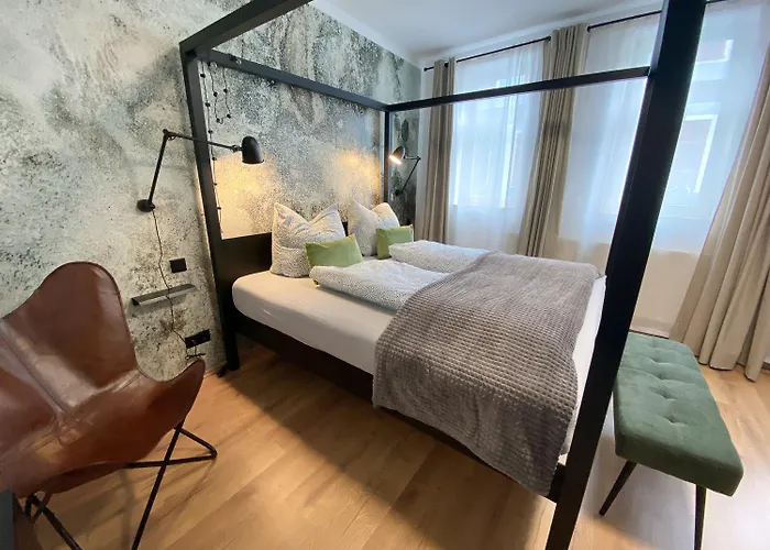 Weinquartier Weingarten Loft 70 Qm 2 Sz Altstadt Balkon Himmelbett Kueche Parkplatz * Naumburg