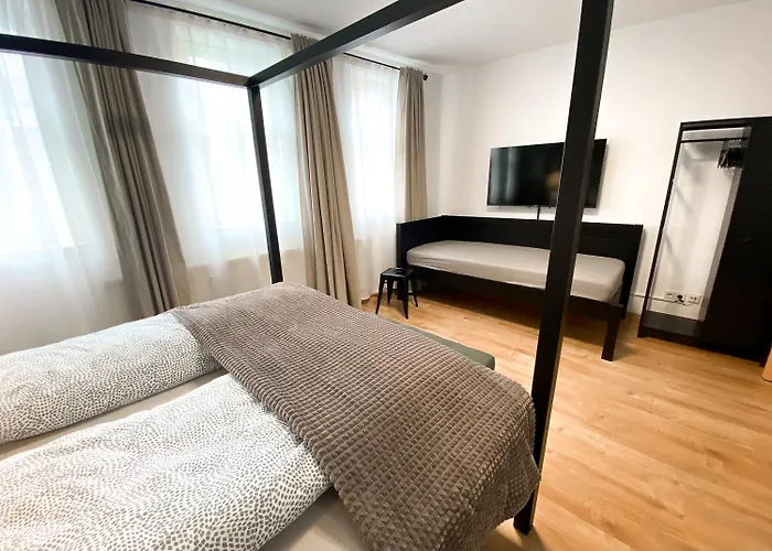 Apartman Weinquartier Weingarten Loft 70 Qm 2 Sz Altstadt Balkon Himmelbett Kueche Parkplatz Naumburg